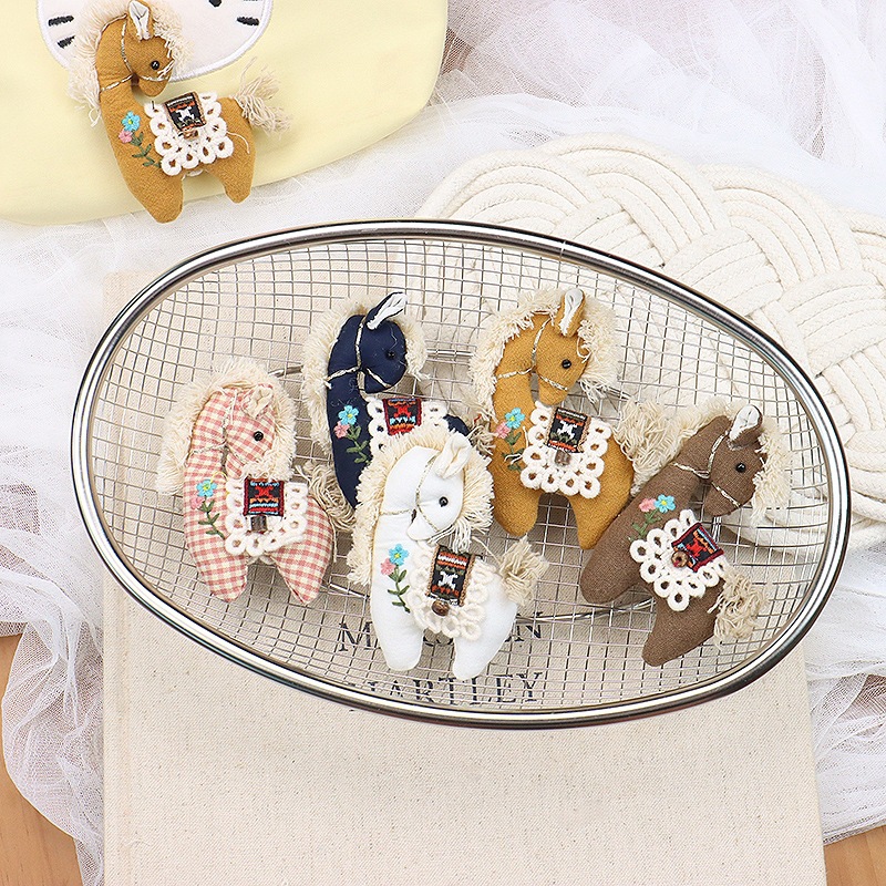 Bonito xadrez pônei broche art - Embroidery Horse avaliação e preço