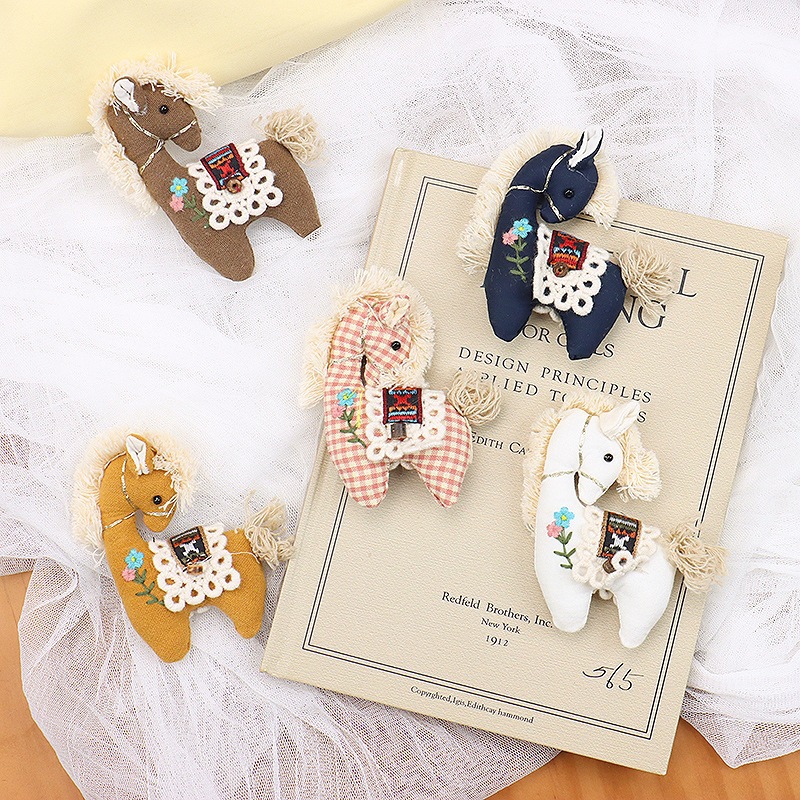 Bonito xadrez pônei broche art - Embroidery Horse avaliação e preço