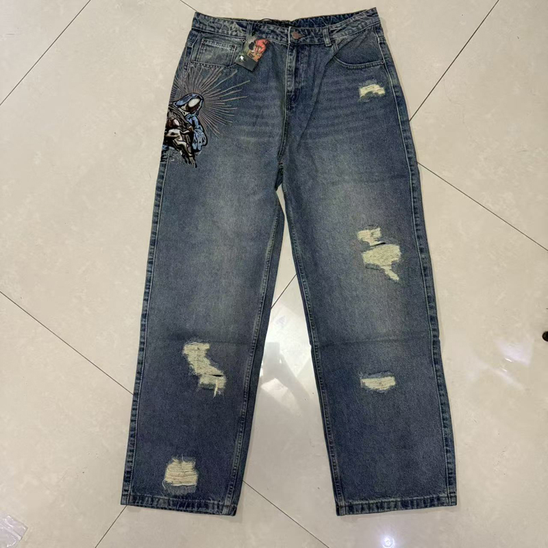 Calças Jeans Rasgadas de Alta  - Embroidery Photoshop avaliação e preço